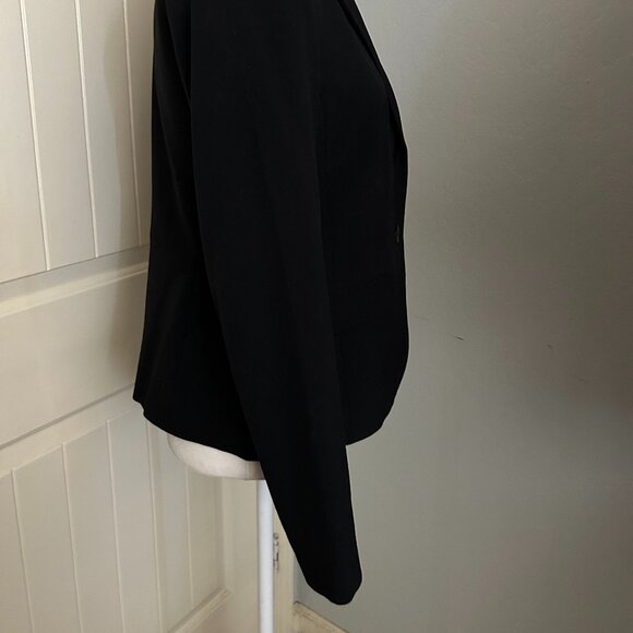 Nine West Women's Black 2-Button Poly/Viscose/Elastane Fully Lined Blazer Size 4 - Picture 7 of 10